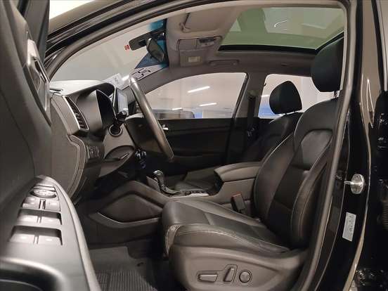 HYUNDAI-TUCSON-2023
