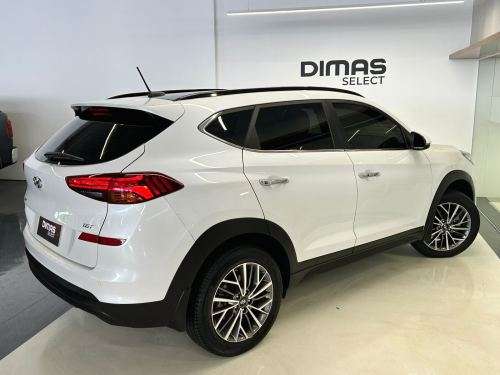 HYUNDAI-TUCSON-2024