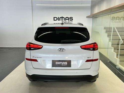 HYUNDAI-TUCSON-2024