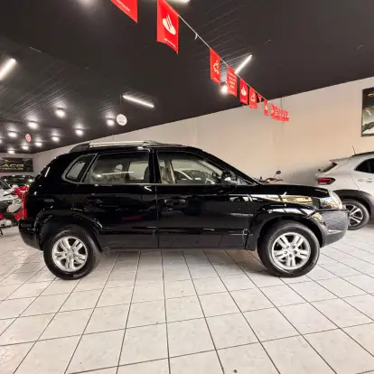 HYUNDAI-TUCSON-2007