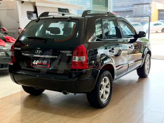 HYUNDAI-TUCSON-2.0 MPFI GLS 16V 143CV 2WD FLEX 4P AUTOMÁTICO HYUNDAI-TUCSON-2013