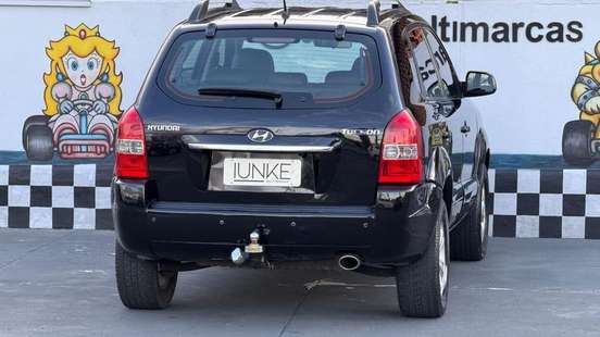 HYUNDAI-TUCSON-2011