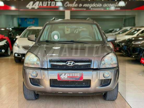 HYUNDAI-TUCSON-2.0 MPFI GLS 16V 143CV 2WD FLEX 4P AUTOMÁTICO HYUNDAI-TUCSON-2015