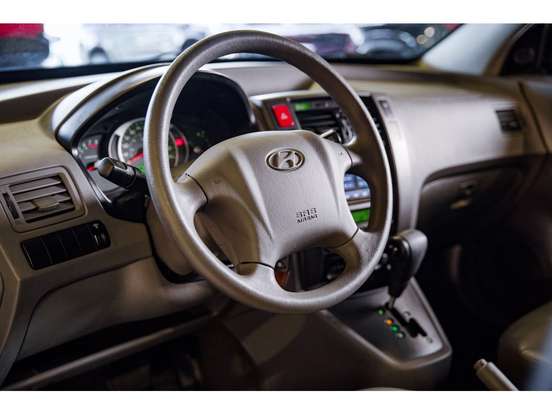 HYUNDAI-TUCSON-2.0 MPFI GLS 16V 143CV 2WD FLEX 4P AUTOMÁTICO HYUNDAI-TUCSON-2016