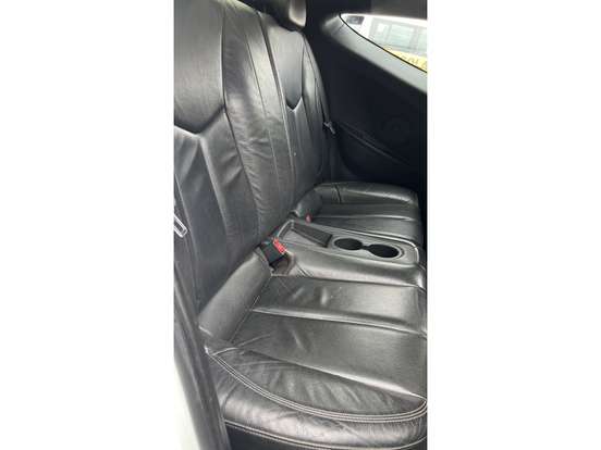 HYUNDAI-VELOSTER-2011