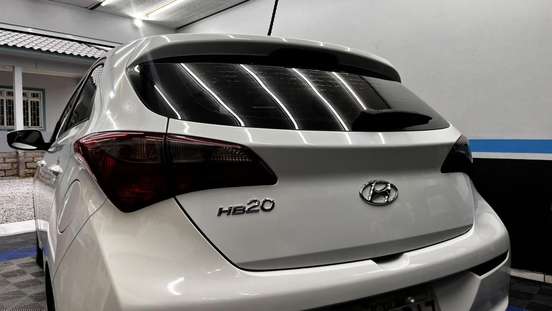 HYUNDAI-HB20-2018