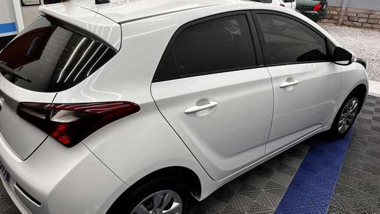 HYUNDAI-HB20-2018