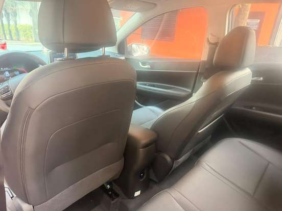 HYUNDAI-HB20-2025