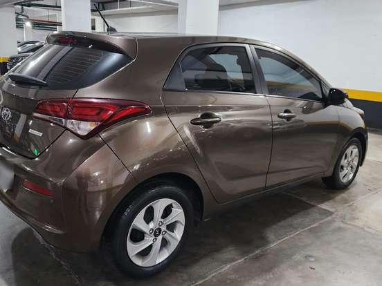 HYUNDAI-HB20-1.6 COMFORT PLUS 16V FLEX 4P AUTOMÁTICO HYUNDAI-HB20-2015