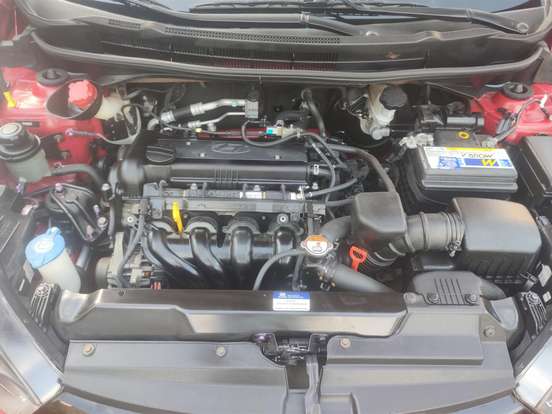 HYUNDAI-HB20-1.6 COMFORT PLUS 16V FLEX 4P AUTOMÁTICO HYUNDAI-HB20-2015