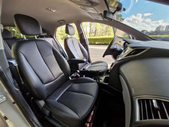 HYUNDAI-HB20-2015