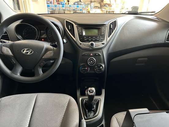HYUNDAI-HB20S-1.6 COMFORT STYLE 16V FLEX 4P MANUAL HYUNDAI-HB20S-2014