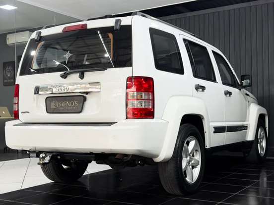 JEEP-CHEROKEE-2012