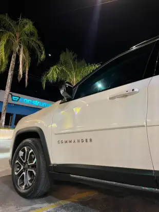 JEEP-COMMANDER-2022