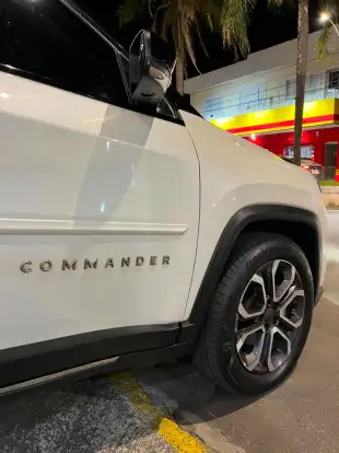 JEEP-COMMANDER-2022