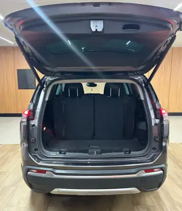 JEEP-COMMANDER-1.3 T270 TURBO FLEX LONGITUDE AT6 JEEP-COMMANDER-2023