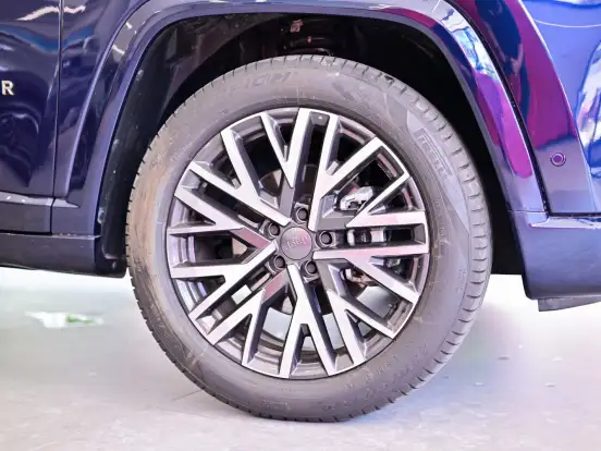 JEEP-COMMANDER-1.3 T270 TURBO FLEX OVERLAND AT6 JEEP-COMMANDER-2025