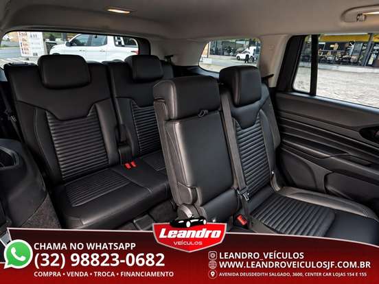 JEEP-COMMANDER-2023