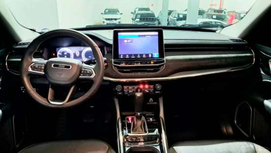 JEEP-COMMANDER-2024