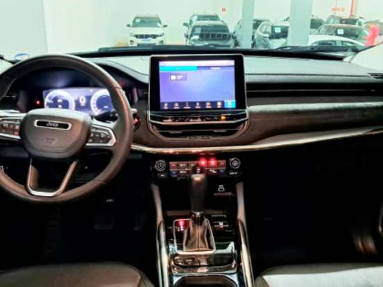 JEEP-COMMANDER-1.3 T270 TURBO FLEX LIMITED AT6 JEEP-COMMANDER-2024