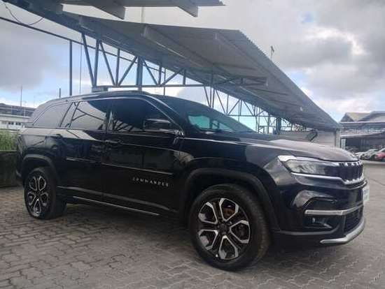 JEEP-COMMANDER-2023