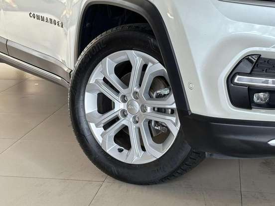 JEEP-COMMANDER-2024