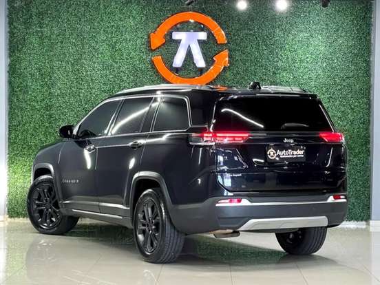 JEEP-COMMANDER-2023