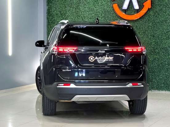 JEEP-COMMANDER-2023