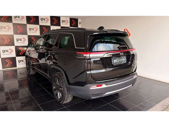 JEEP-COMMANDER-2025