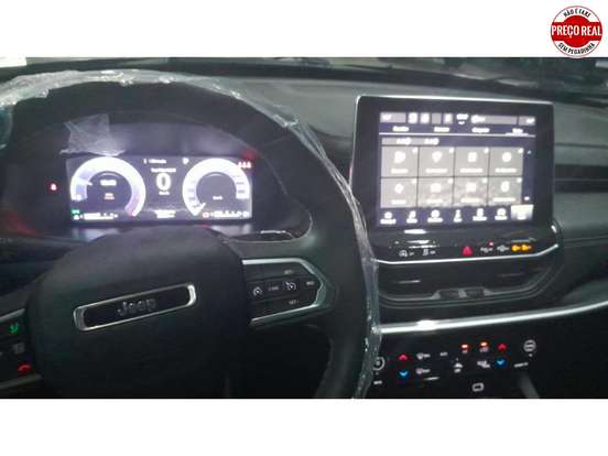 JEEP-COMMANDER-2024