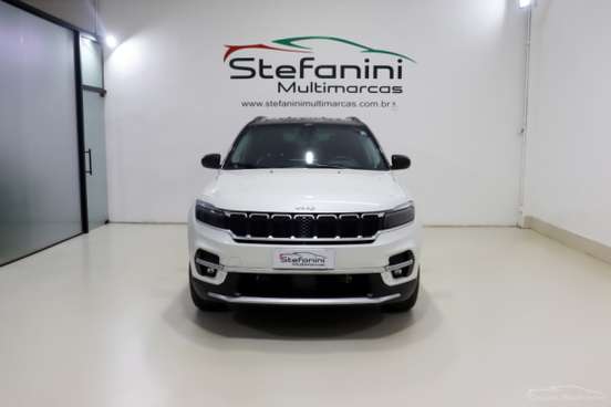 JEEP-COMMANDER-2024