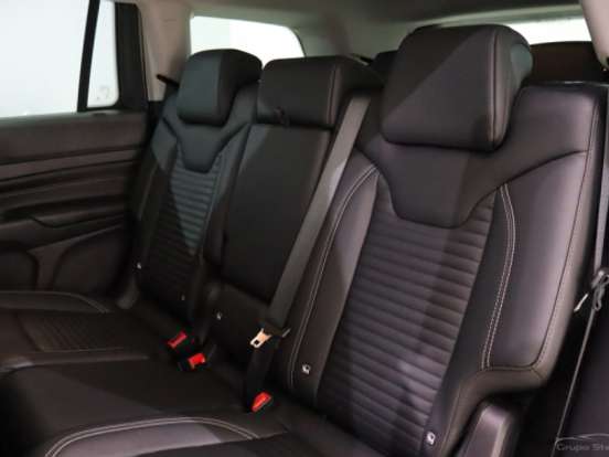 JEEP-COMMANDER-1.3 T270 TURBO FLEX LONGITUDE AT6 JEEP-COMMANDER-2024