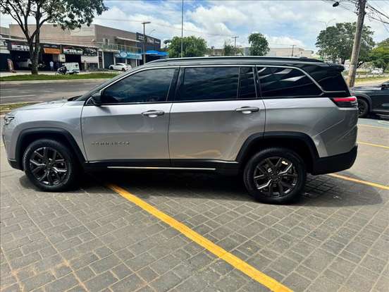 JEEP-COMMANDER-2026