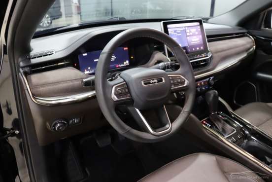 JEEP-COMMANDER-1.3 T270 TURBO FLEX OVERLAND AT6 JEEP-COMMANDER-2024