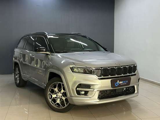 JEEP-COMMANDER-2024