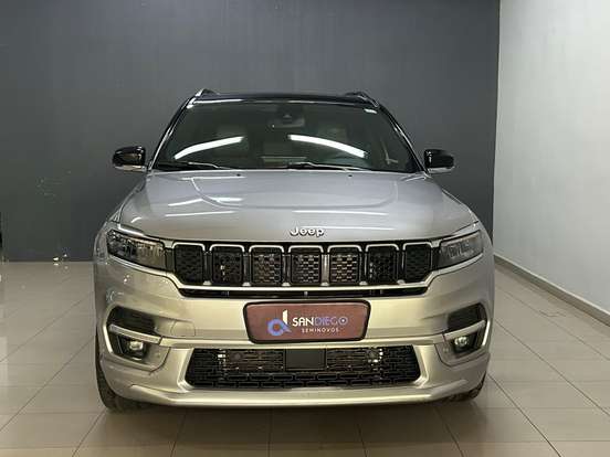 JEEP-COMMANDER-2024