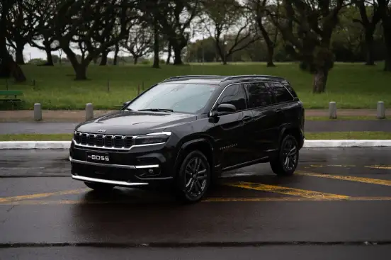 JEEP-COMMANDER-2024