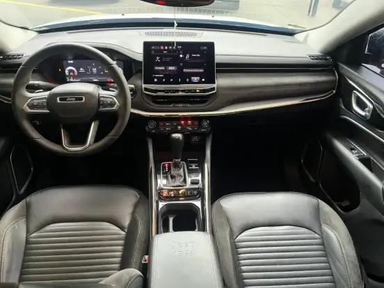 JEEP-COMMANDER-2022