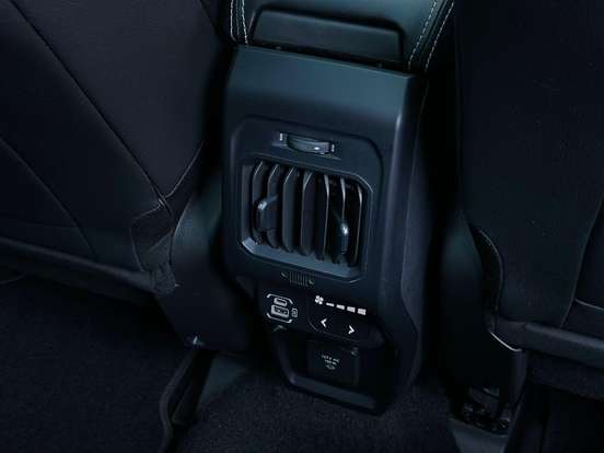 JEEP-COMMANDER-2025