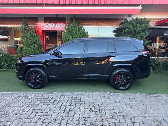 JEEP-COMMANDER-2.0 HURRICANE 4 TURBO GASOLINA BLACKHAWK AT9 JEEP-COMMANDER-2025