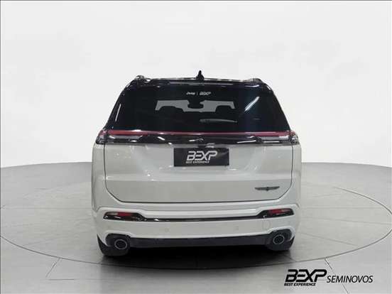 JEEP-COMMANDER-2.0 HURRICANE 4 TURBO GASOLINA BLACKHAWK AT9 JEEP-COMMANDER-2025