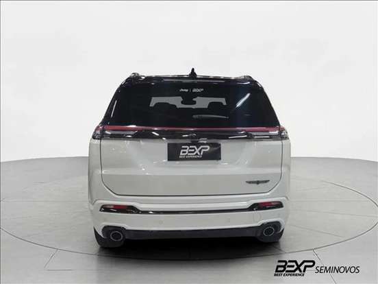 JEEP-COMMANDER-2.0 HURRICANE 4 TURBO GASOLINA BLACKHAWK AT9 JEEP-COMMANDER-2025