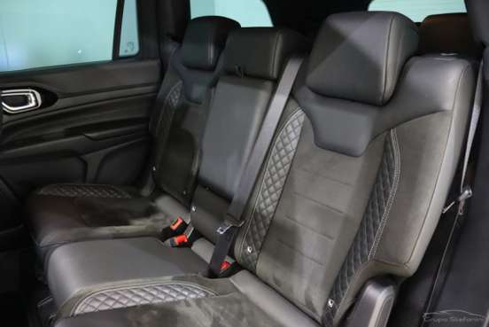 JEEP-COMMANDER-2.0 HURRICANE 4 TURBO GASOLINA BLACKHAWK AT9 JEEP-COMMANDER-2024