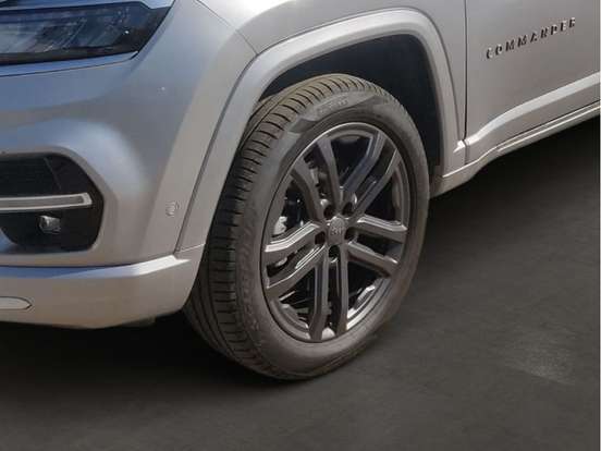 JEEP-COMMANDER-2025