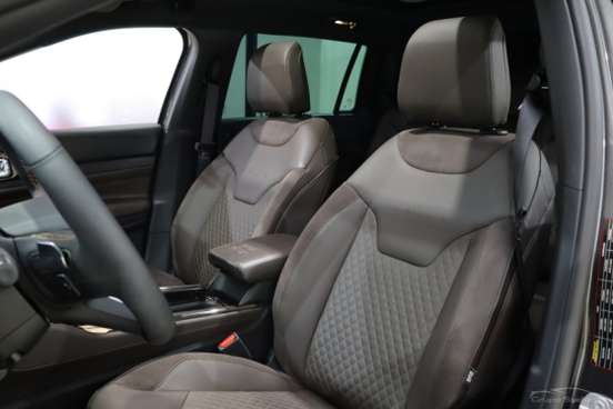 JEEP-COMMANDER-2024