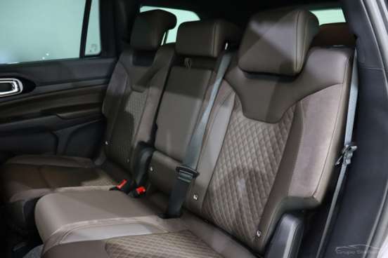 JEEP-COMMANDER-2.0 HURRICANE 4 TURBO GASOLINA OVERLAND AT9 JEEP-COMMANDER-2024