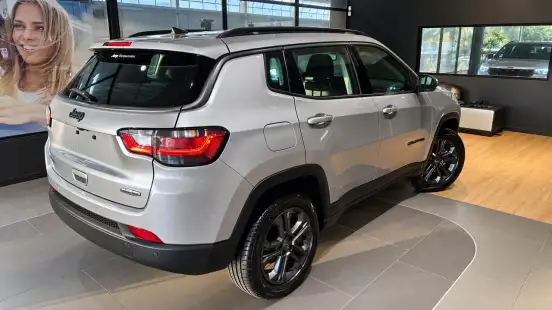 JEEP-COMPASS-2025