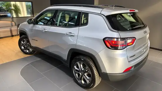 JEEP-COMPASS-2025