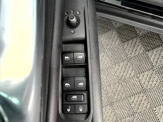 JEEP-COMPASS-1.3 T270 TURBO FLEX LONGITUDE AT6 JEEP-COMPASS-2022