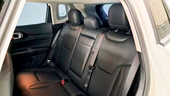 JEEP-COMPASS-2024